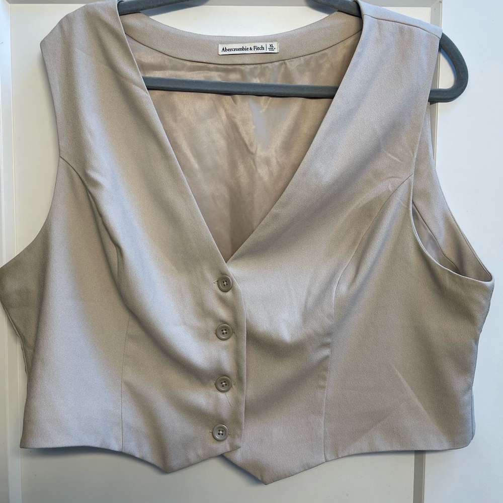 Abercrombie & Fitch Light Tan Vest